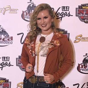 Meet your Posher, Kay